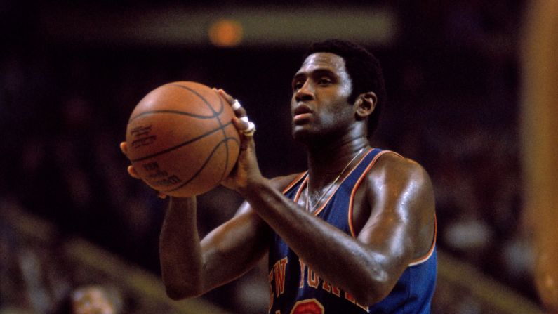<a href="index.php?page=&url=https%3A%2F%2Fwww.cnn.com%2F2023%2F03%2F21%2Fus%2Fwillis-reed-new-york-knicks-obit%2Findex.html" target="_blank">Willis Reed</a>, who helped the New York Knicks win two NBA titles in the 1970s, died at the age of 80, the National Basketball Retired Players Association said on March 21.