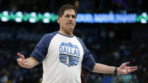 Dallas Mavericks owner Mark Cuban was not happy with the officials during his team's game against the Golden State Warriors.