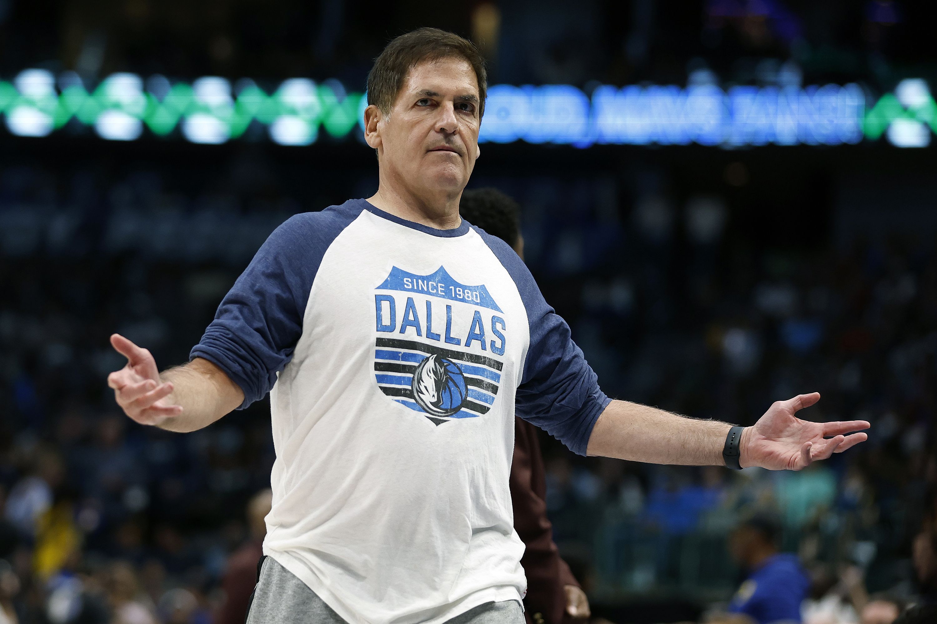 - Official Merchandise of The Dallas Mavericks