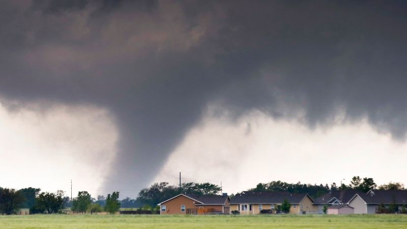 NextImg:The Enhanced Fujita scale measures how strong tornadoes can get | CNN