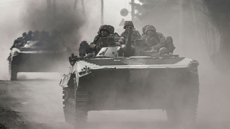 Ukraine eyes an offensive around Bakhmut, as Russian momentum stalls | CNN