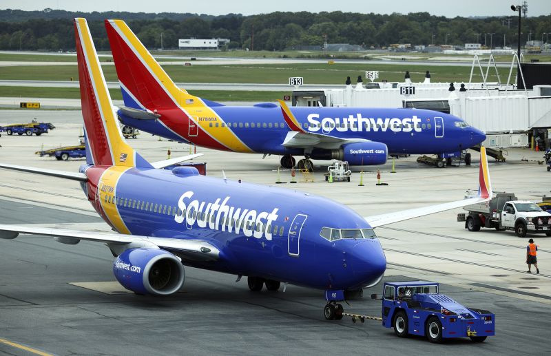 Off Duty Pilot On Southwest Flight Steps In To Help After Pilot Suffers   230323105146 Southwest Airlines File 101121 