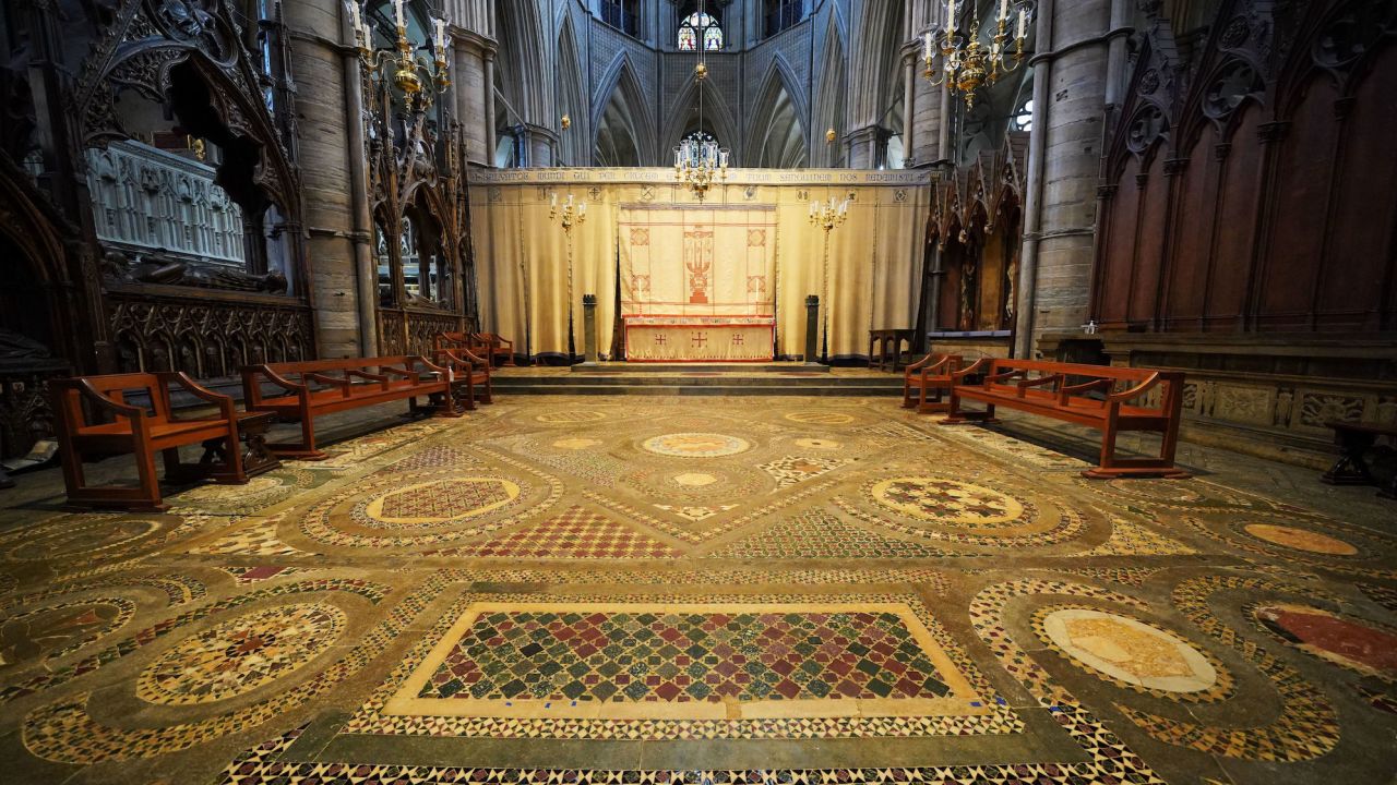 Visitors will be able to walk on Westminster Abbey's historic 'coronation floor' -- but they'll have to take their shoes off - CNN