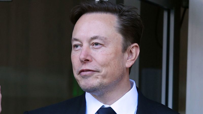 Here are 9 Twitter promises that Elon Musk has failed to deliver on as ‘chief Twit’ | CNN Business