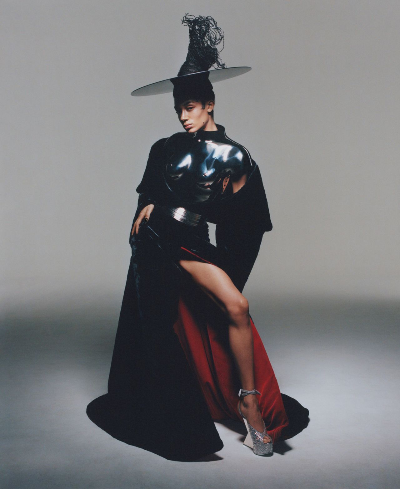 "Church Girl" features another 3D-printed bustier and a crown that takes its shape from a record.