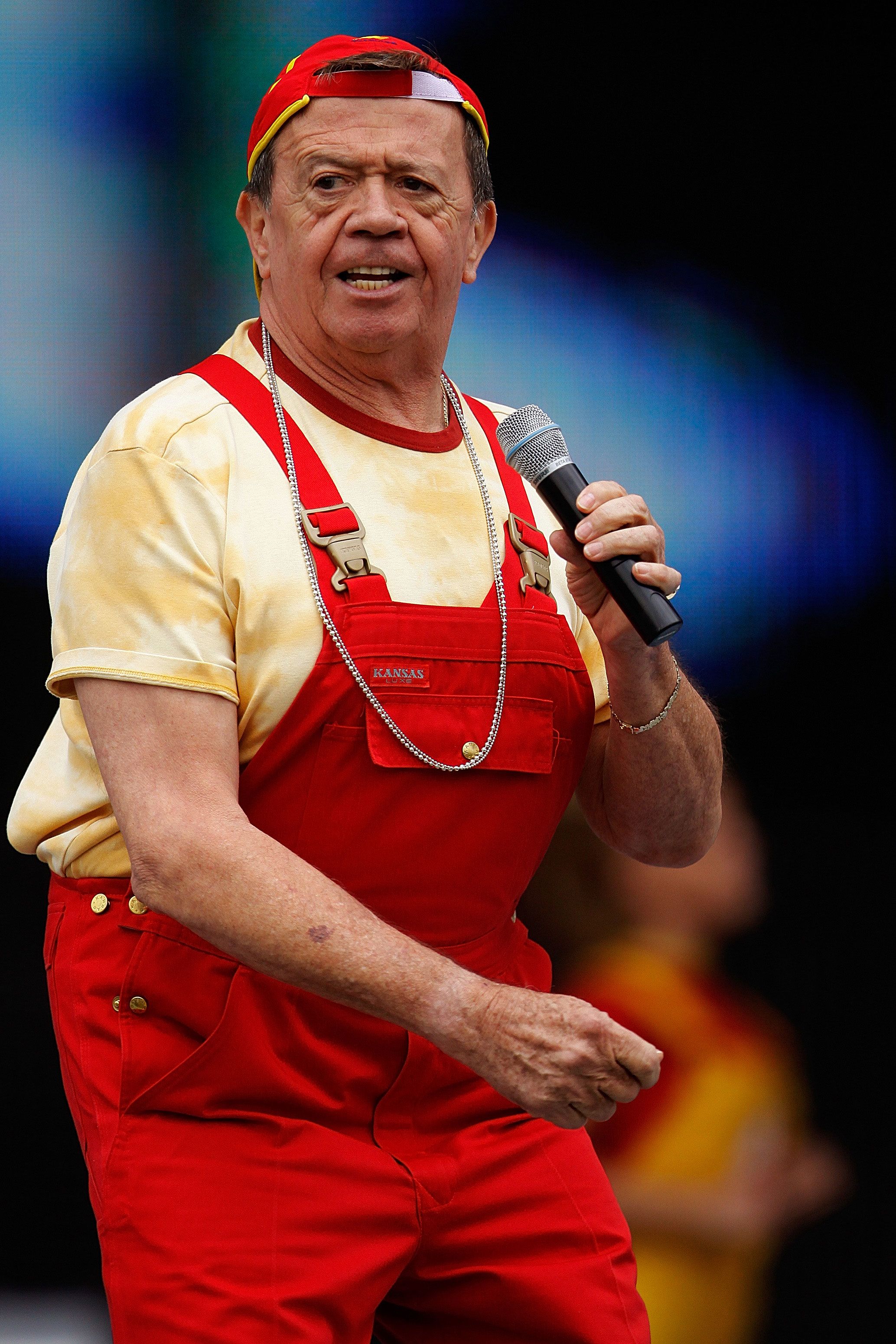 Chabelo,' beloved Mexican kid's comic Xavier López, dies at 88