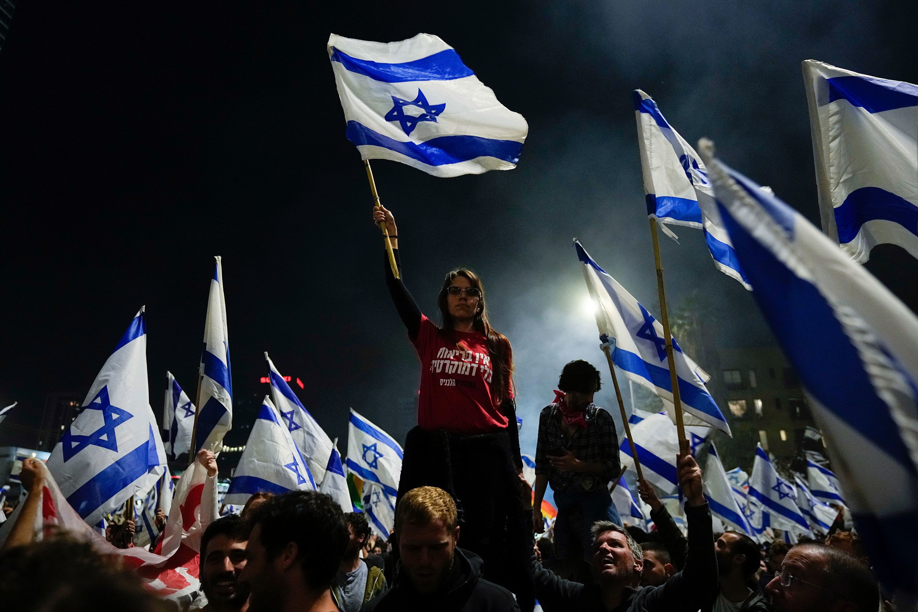 Israel: Mass protests erupt after Netanyahu fires defense minister Yoav Gallant | CNN