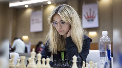 Jessica Lauser is a chess champion — and she's blind