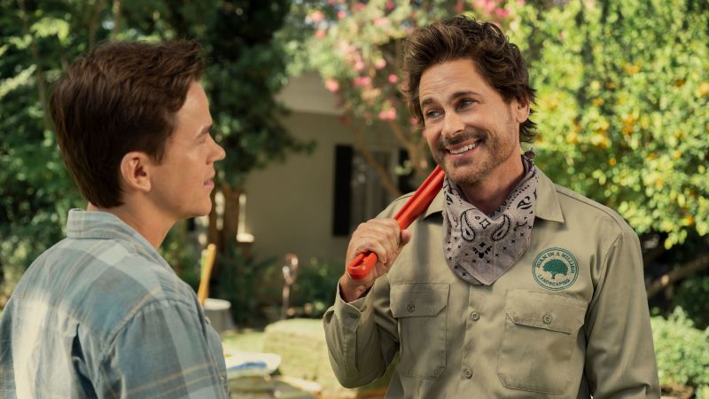 NextImg:'Unstable' unleashes Rob Lowe in an uninspired father-son Netflix comedy | CNN