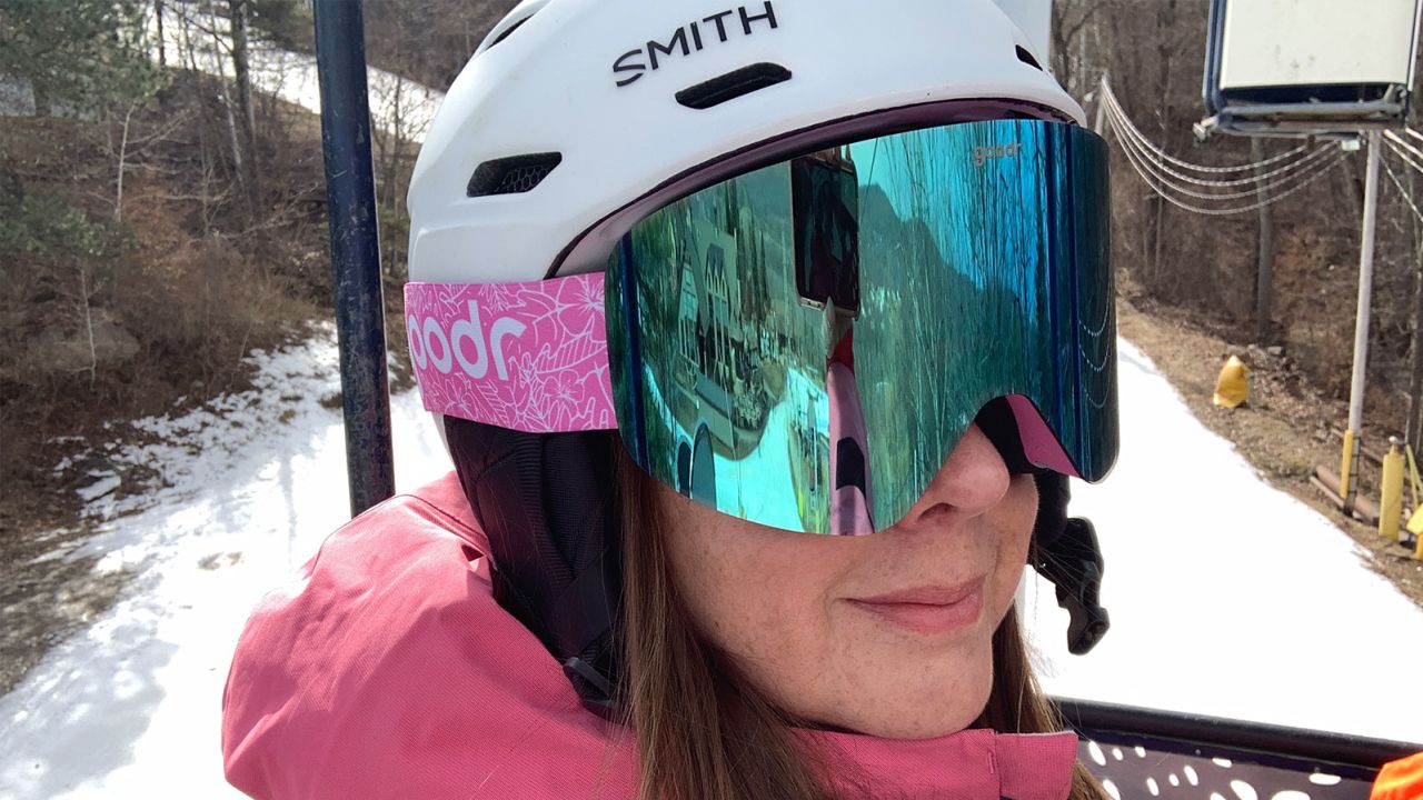 Eigenaardig Pygmalion Abstractie Goodr launched $75 Snow G ski goggles: We put them to the test | CNN  Underscored