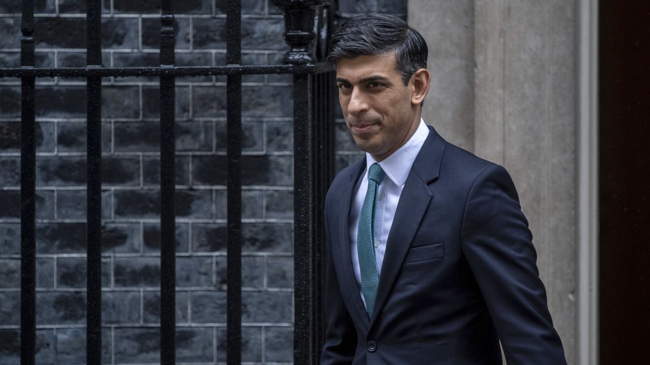 British Prime Minister Rishi Sunak leaves Downing Street on March 8, 2023.