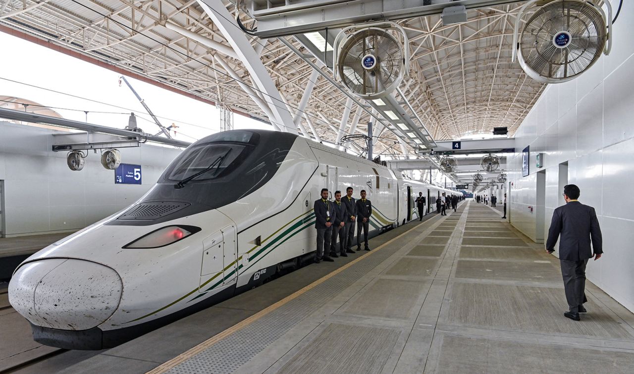 <strong>Pricing:</strong> An economy ticket between Jeddah Al-Suleimanyah and the King Abdullah Economic City costs 57.50 Saudi riyals (about $15.30).