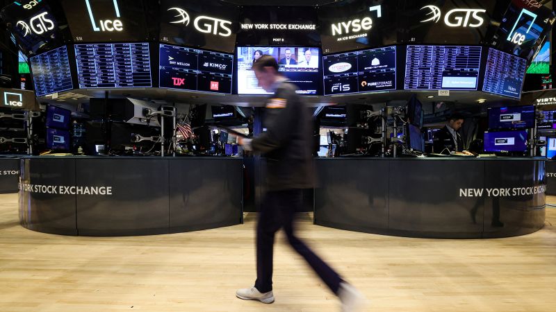 NextImg:'Companies are holding out': Global IPO market slump endures | CNN Business