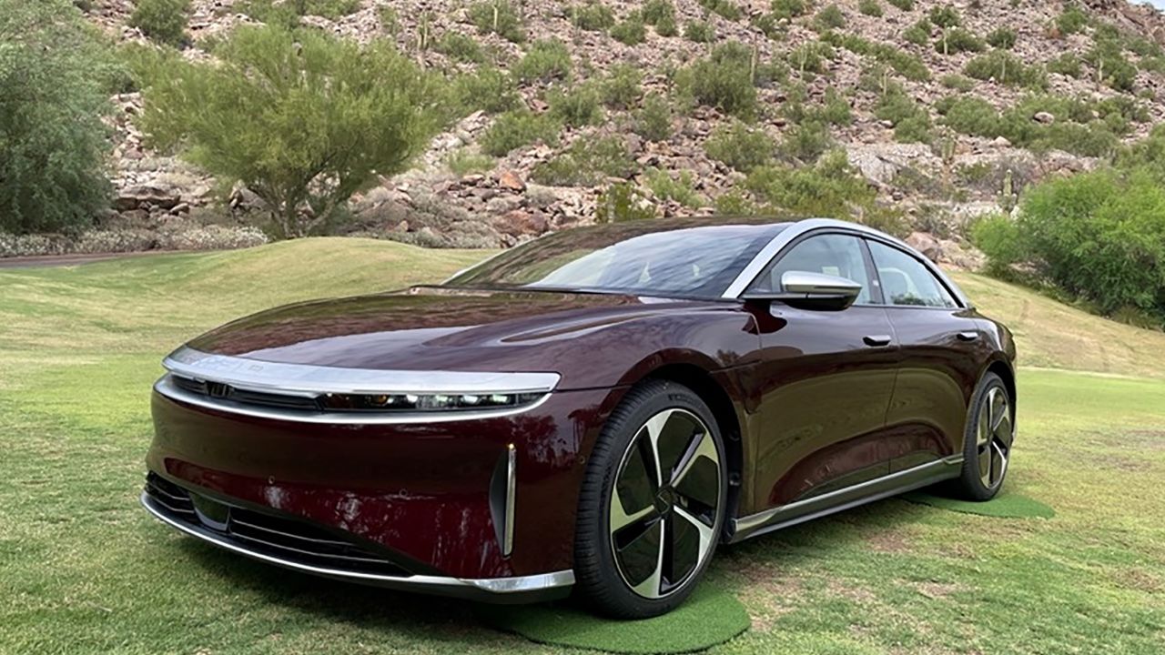 A Lucid Air electric vehicle is displayed in Scottsdale, Arizona, US, September 27, 2021. Picture taken September 27, 2021.