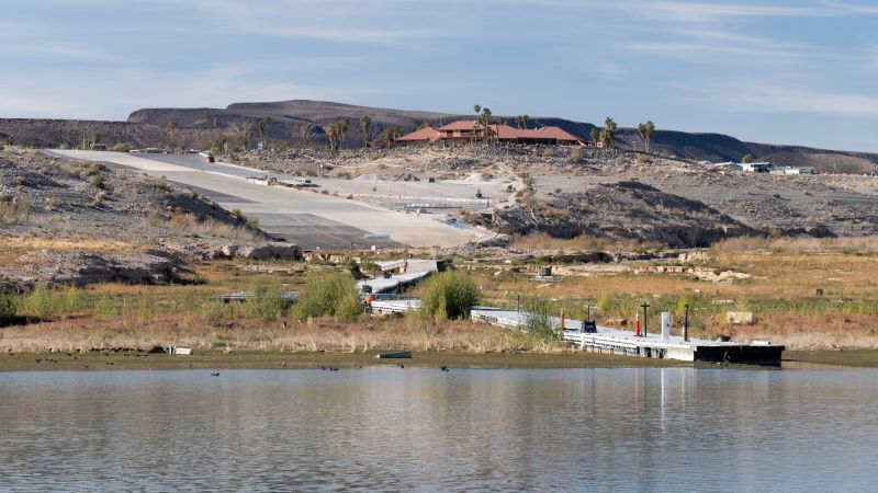 NextImg:Skeletal remains found in Lake Mead's Calville Bay identified as 1970s drowning victim | CNN