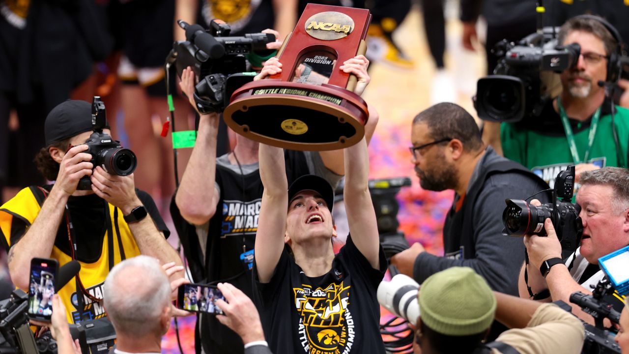 Caitlin Clark will be looking to lead her Iowa Hawkeyes to the NCAA championship game.