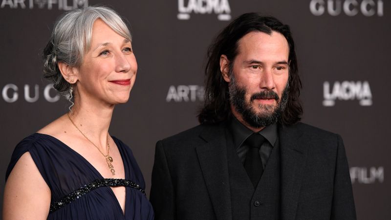Keanu Reeves offers rare comment about his relationship