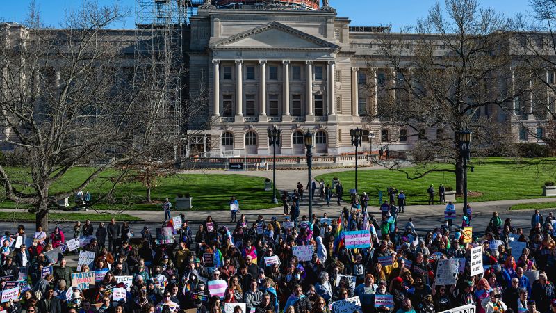 Kentucky GOP overrides governor’s veto of youth gender-affirming care ban | CNN Politics