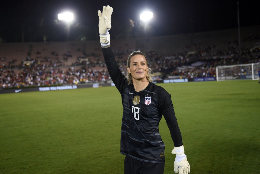 Harris playing for the USWNT in 2019.
