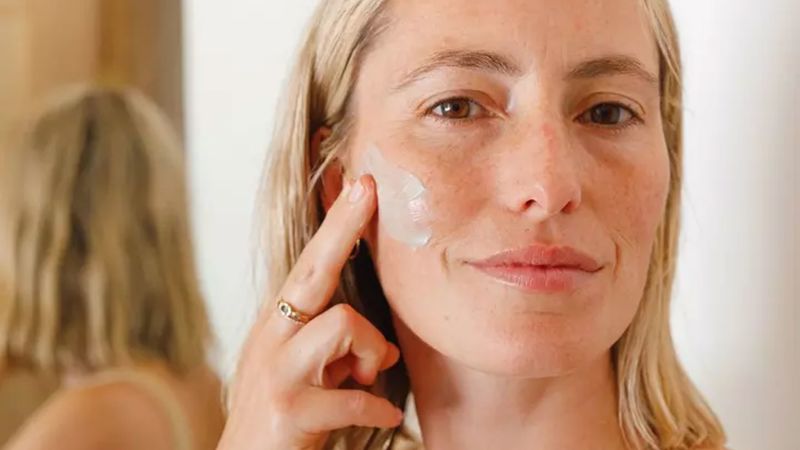 The 11 best oil-free moisturizers, according to skin experts