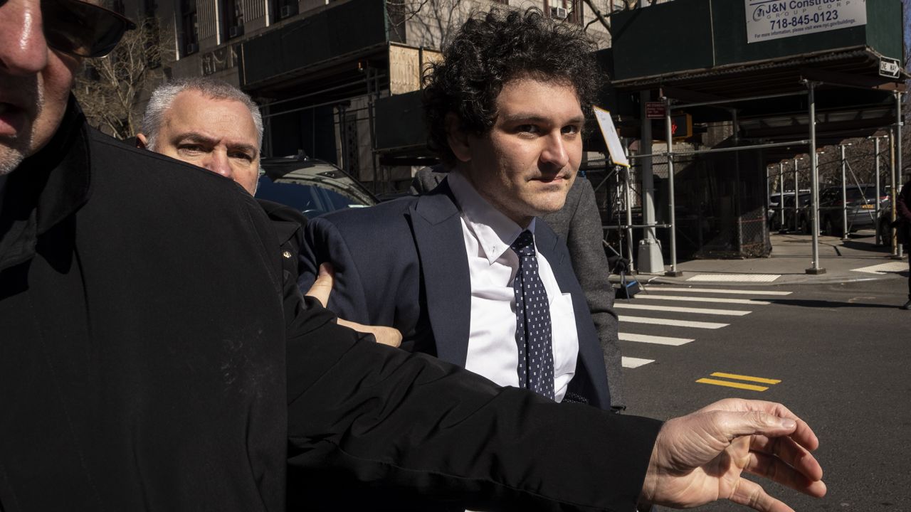 FTX founder Sam Bankman-Fried arrives for trial at Manhattan Federal Court on March 30, 2023 in New York City.