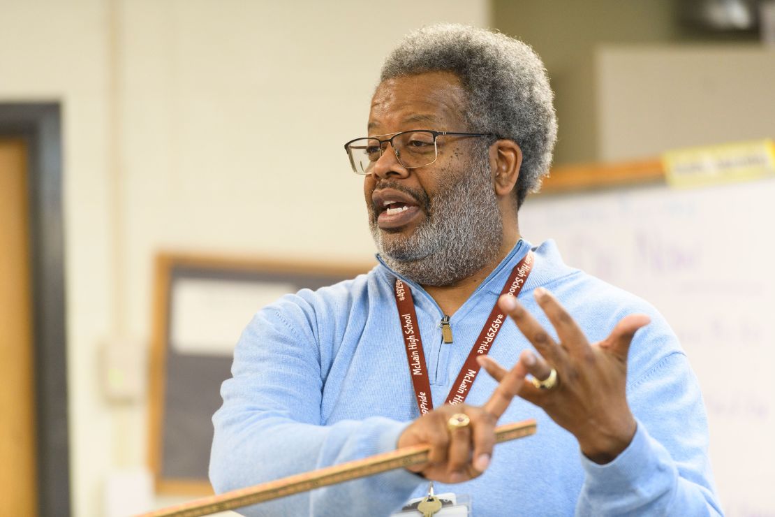 Darren Williams lectures students during his AP African American History course.