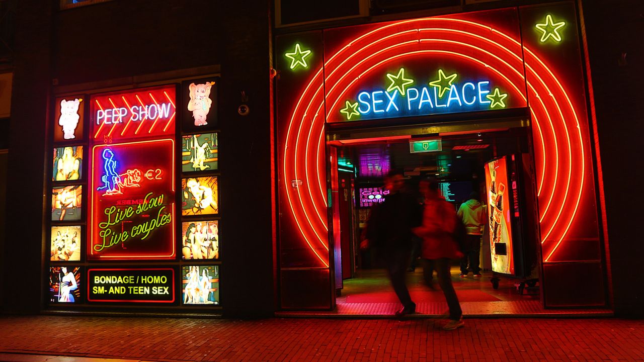 Amsterdam officials want to move its red-light district to an "erotic center" outside the city.