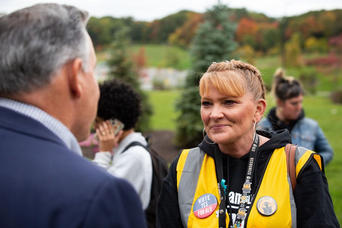 Heather Goodall and Amazon Labor Union members rallied at the ALB1 Warehouse in Schodack ahead of their labor union election on October 10, 2022.