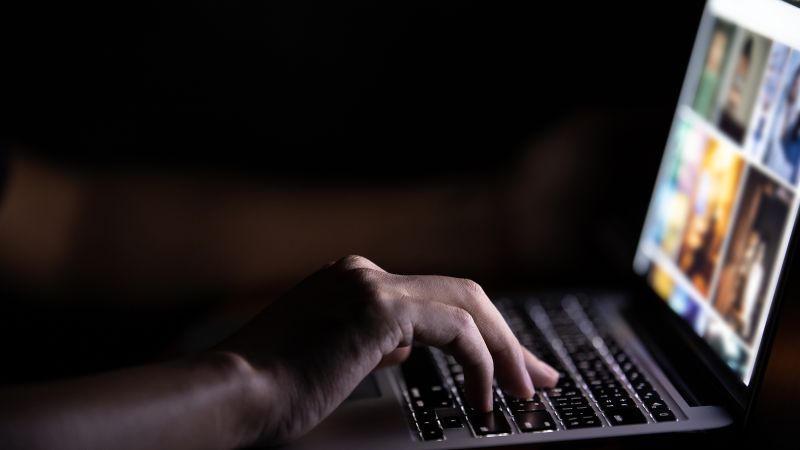 Администрацията на Байдън планира действия, за да спре враждебните чужди правителства да експлоатират личните данни на американците
