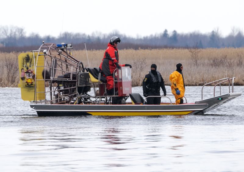 8 Bodies Discovered By Police And Canadian Coast Guard In A Mohawk ...