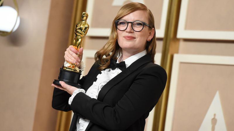 NextImg:Sarah Polley told to return Oscar statue in epic April Fools' Day prank courtesy of her 11-year-old | CNN