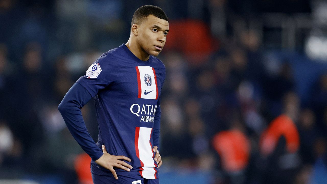 Soccer Football - Ligue 1 - Paris St Germain v Olympique Lyonnais - Parc des Princes, Paris, France - April 2, 2023
Paris St Germain's Kylian Mbappe looks dejected after the match REUTERS/Sarah Meyssonnier