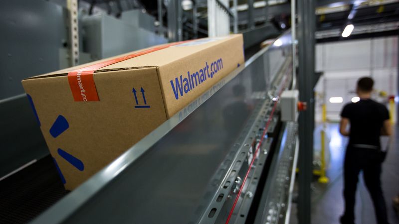 NextImg:Walmart lays off 2,000 warehouse workers | CNN Business
