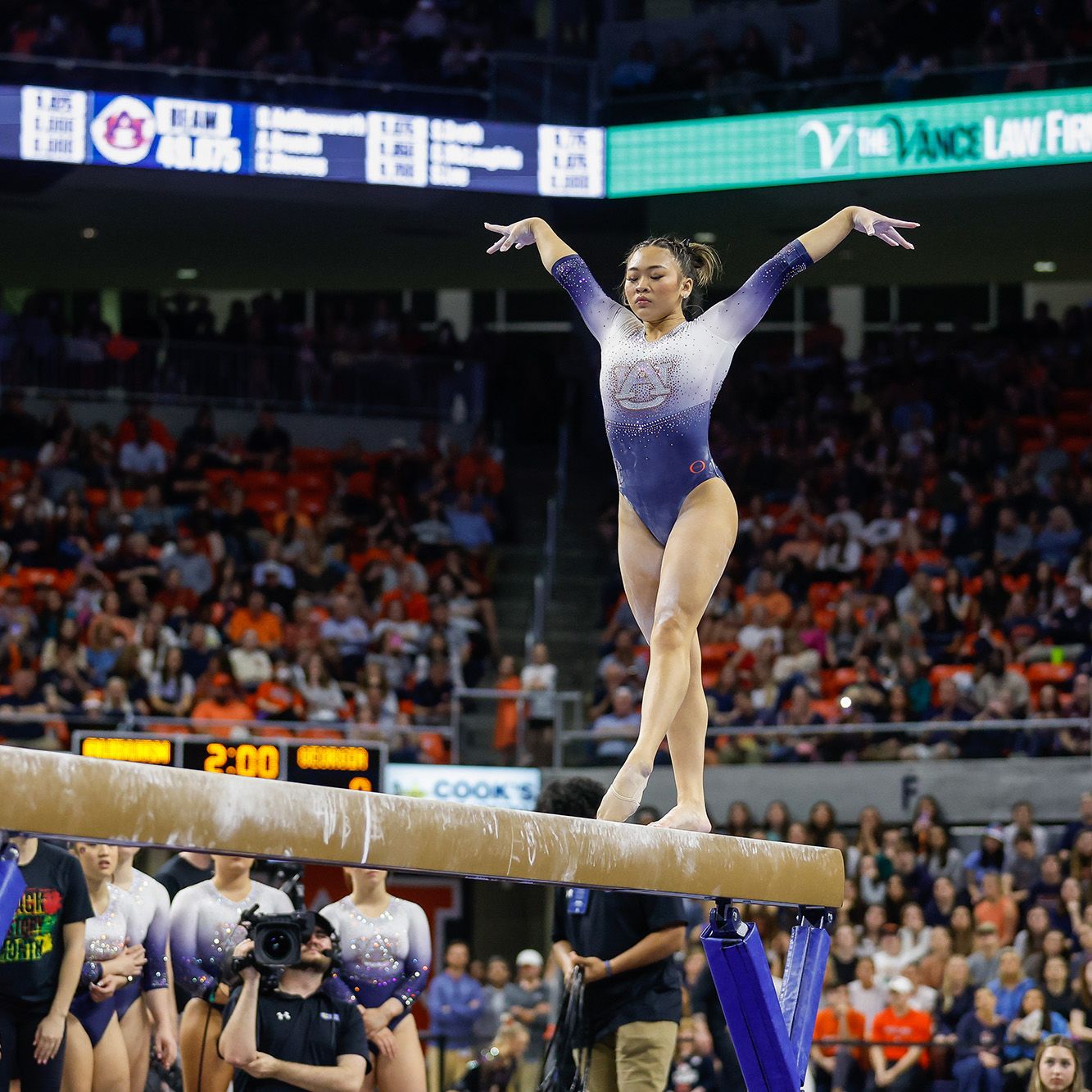 Suni Lee: Olympic gold medal gymnast sidelined by kidney condition | CNN