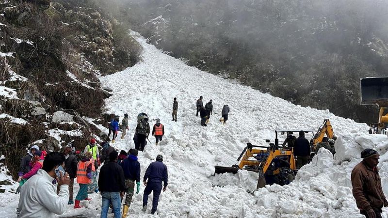 India avalanche kills seven, injures 13 | CNN