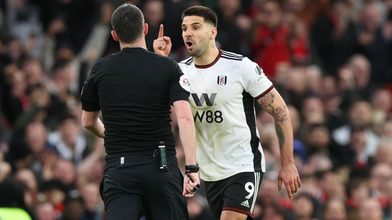 Fulham's Mitrović pushed referee Chris Kavanagh during his team's FA Cup loss against Manchester United.