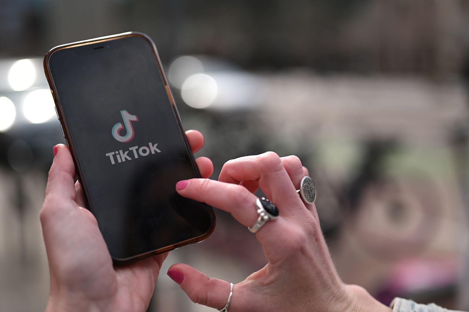 The political realities that make a national TikTok ban tricky