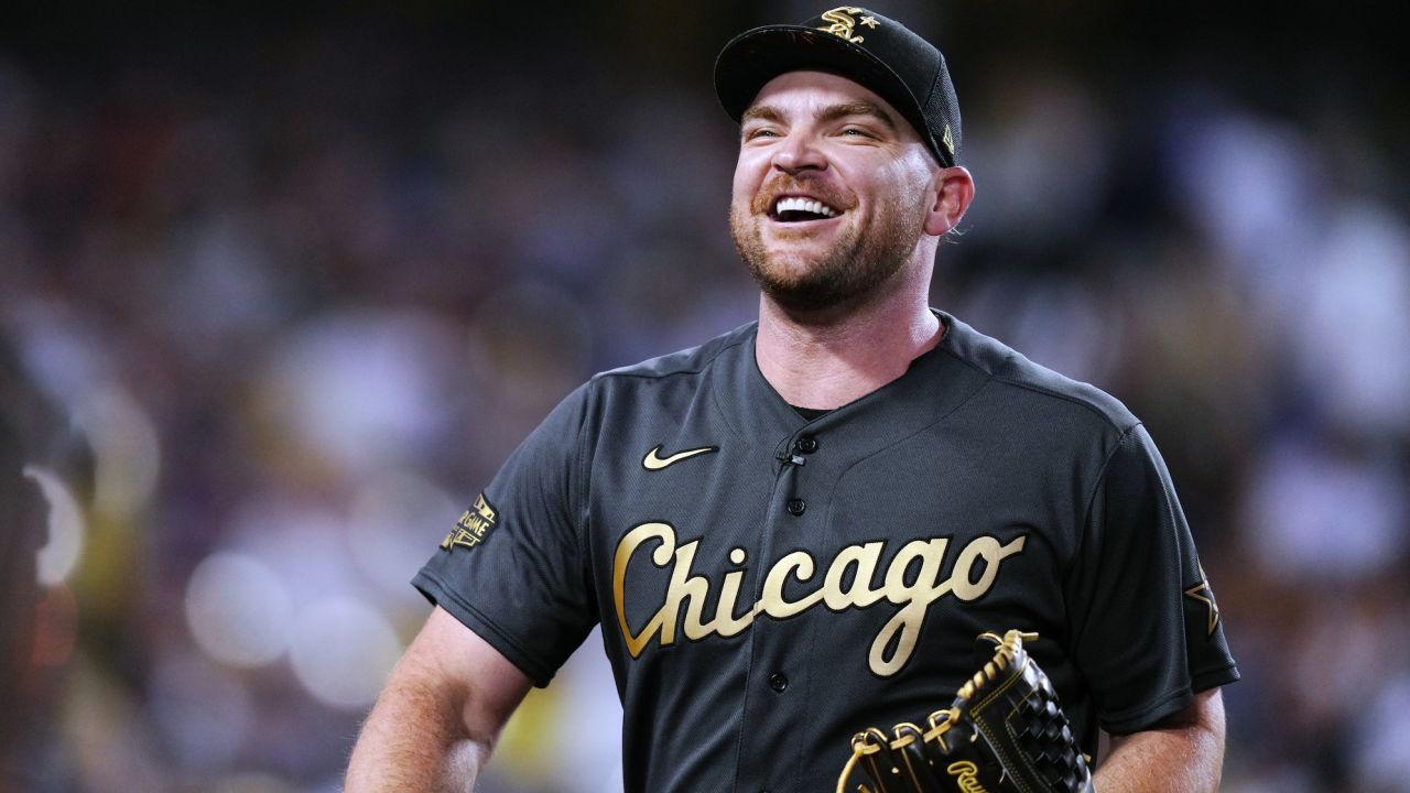 Liam Hendriks: Chicago White Sox pitcher rings victory bell after finishing  cancer treatments