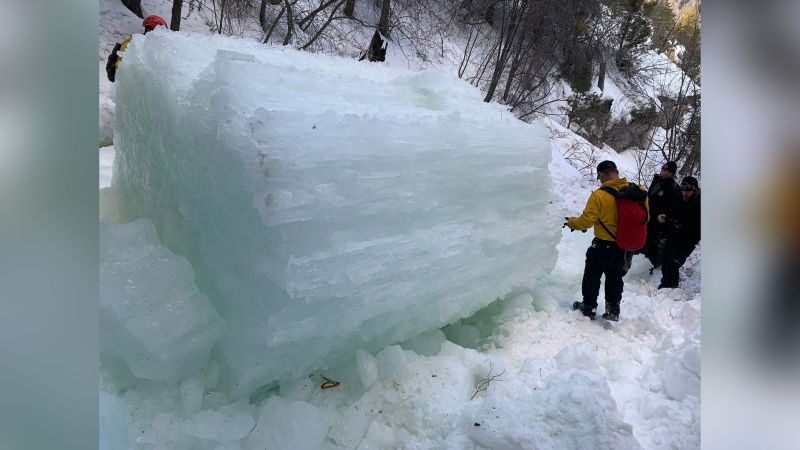 NextImg:Ice climber in Utah dies after pushing another climber out of the way of falling ice | CNN