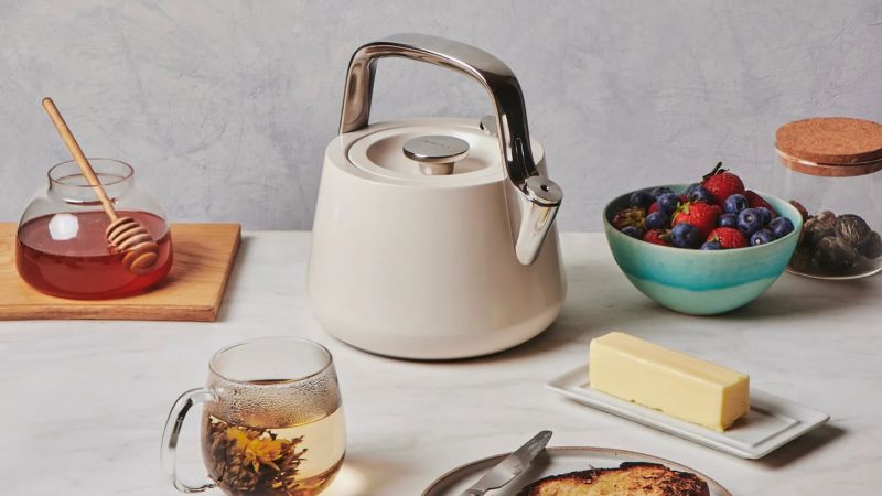 Underscored readers can take an extra 20% off Caraway’s Whistling Tea Kettle right now | CNN Underscored