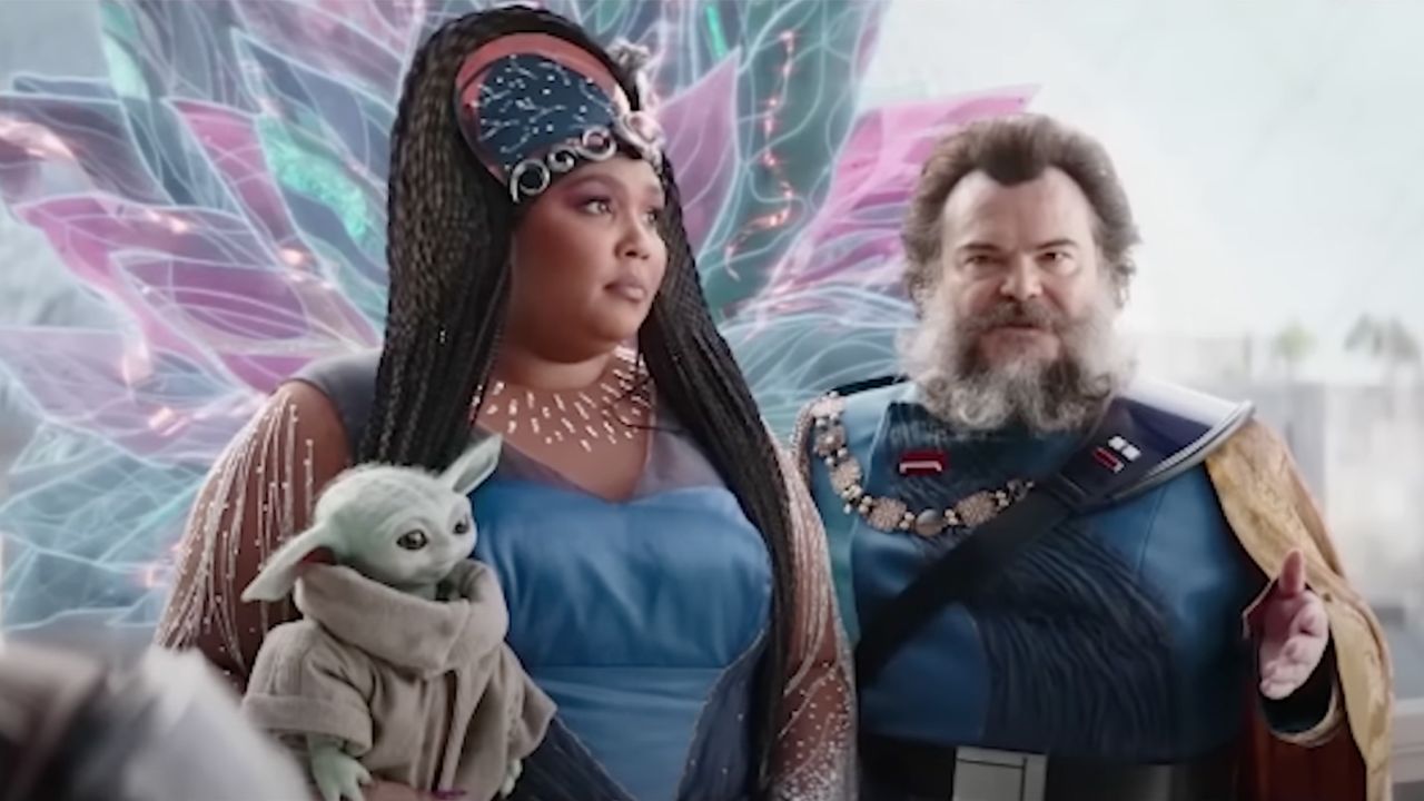 The Mandalorian Lizzo And Jack Black Cameo As Nobles Cnn