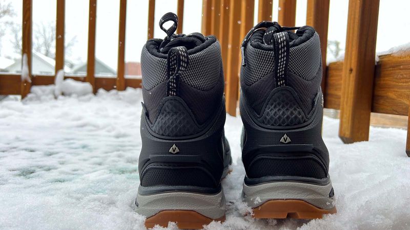 Vasque waterproof store boots