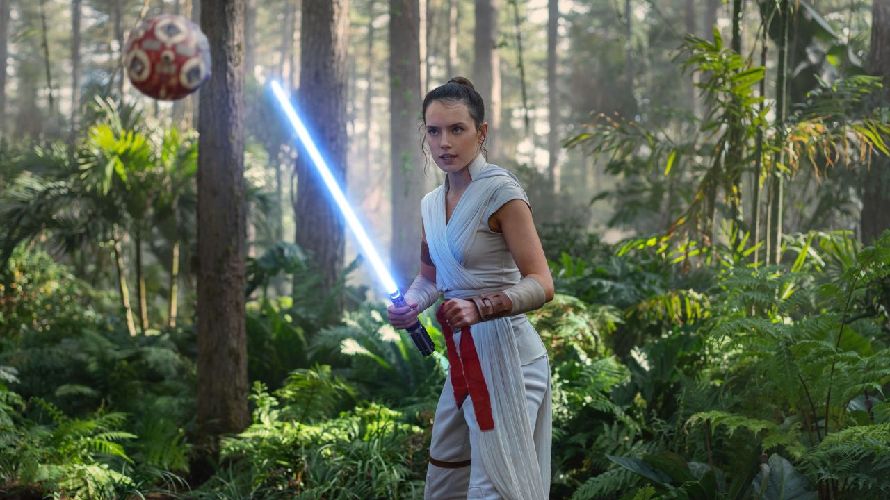 Daisy Ridley is going to reprise the role of Rey for a new "Star Wars" movie.