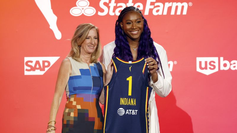 Cnn Aliyah Boston Selected As No 1 Pick By Indiana Fever In The 2023