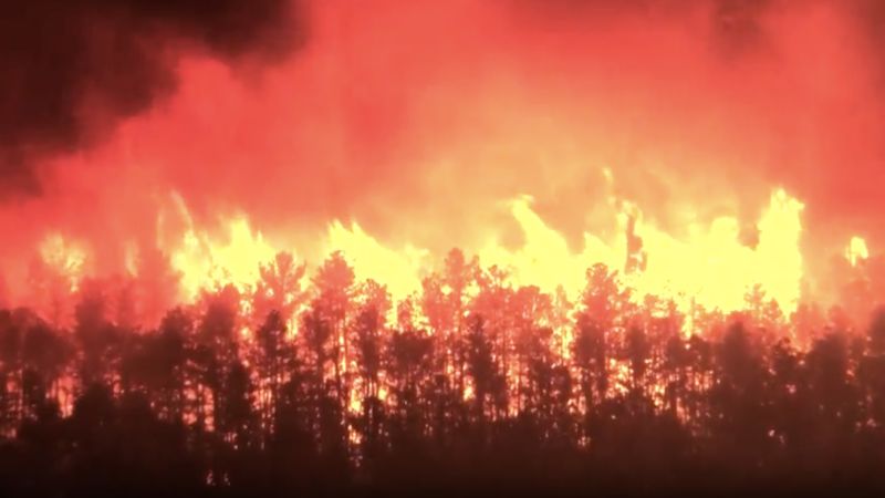 NextImg:Southern New Jersey wildfire has ballooned to 2,500 acres and prompted evacuations | CNN