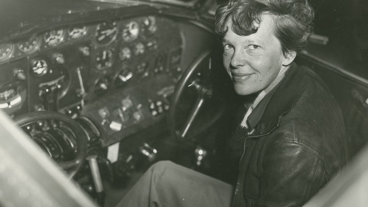 Amelia Earhart -- along with other female pilots of the day -- inspired generations of aviation buffs.
