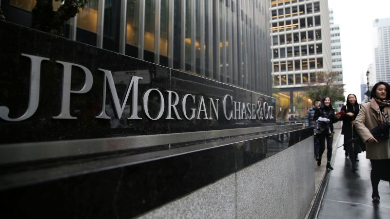 JPMorgan ends remote work for senior bankers | CNN Business