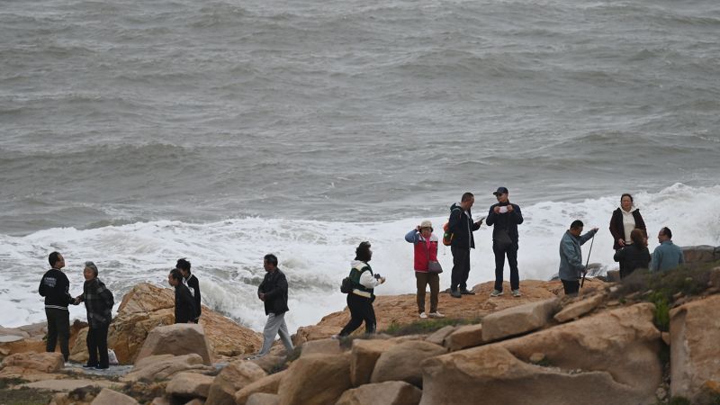 NextImg:Record rise in China's sea levels threatens coastal cities like Shanghai | CNN