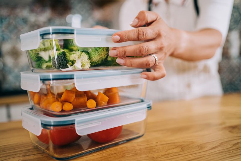 Plastic sale tub containers