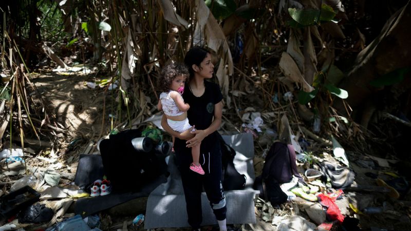 Seven-fold increase in children crossing treacherous Darien Gap, says UNICEF | CNN